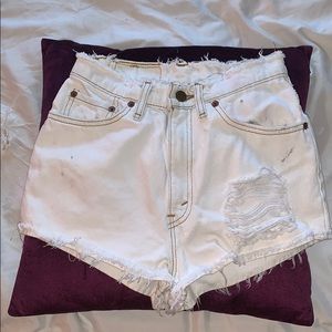 High waisted Levi’s Jean shorts